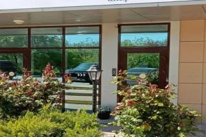 Гостиница «Мыс Моря», Новороссийск