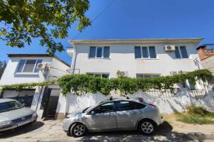 Гостевой дом «Инжир», Алушта