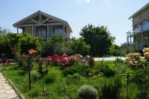 Гостевой дом «Заозёрный», Заозёрное