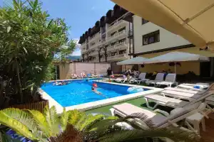 Гостевой дом «Лаза Плаза», Лазаревское