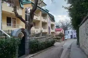 Гостиница «Уютный дворик», Кореиз