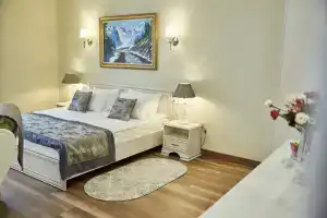 Двухместный номер с 1 кроватью люкс