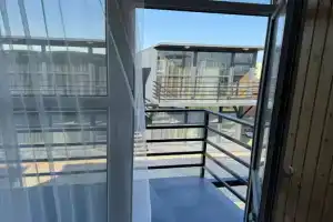 Отель «Грис», Береговое