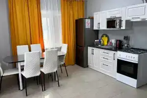 Дом на ул. Российской Республики, 46