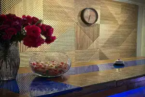 Гостиница «Вояж», Славянка