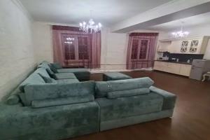 Apartment on Kommunisticheskaya