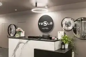 Отель «Тесла», Москва