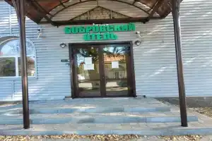 Гостиница «Бобров», Бобров