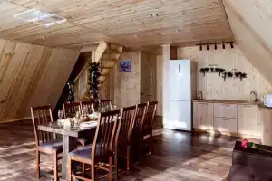 Глэмпинг «Другая Реальность», Верх-Нейвинский