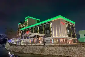 Гостиница «Ramada Plaza by Wyndham», Ташкент