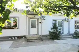 Усадьба у Люси, Су-Псех