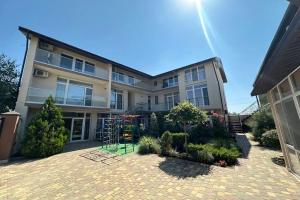 Гостиница «Орхидея», Новофёдоровка