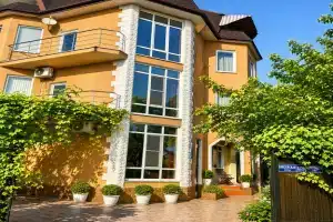 Гостевой дом «Каролина», Нижнее Учдере