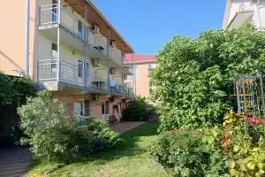 Гостиница «Капитан Врунгель», Лазаревское