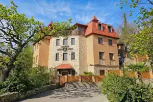 Гостевой дом «Парк Хаус», Алупка
