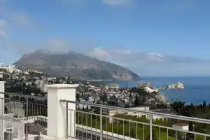 Гостевой дом «Ялос», Гурзуф