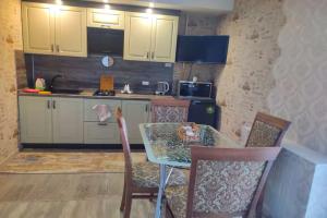 Квартиры посуточно на Островского 12А