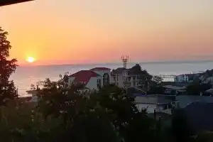 Гостевой дом у Гаспара, Лоо