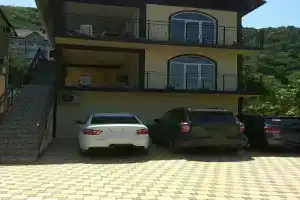 Гостевой дом «Золотой Орел», Небуг