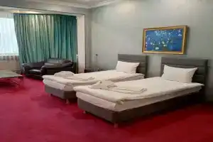 Две односпальные кровати