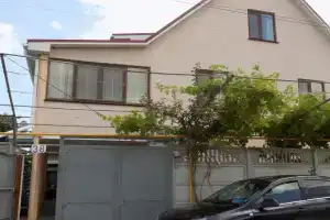 Гостевой дом на Первого Мая 38, Феодосия