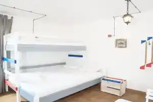 Трёхместная квартира с отдельно стоящей беседкой, Балтийск