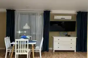 Стильная квартира с авторским дизайнерским ремонтом в центре Адлера