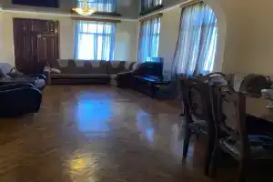 Весь дом в вашем распоряжении
