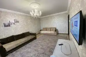 Квартиры посуточно на Тахо-Годи 9