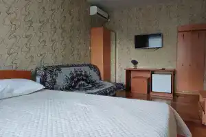 Комната, Лоо
