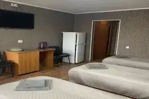 Трёхместный номер с тремя отдельными кроватями, Цимлянск