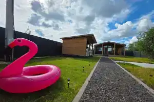 Дом с джакузи под открытым небом