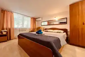 Гостевой дом друзей, Лоо