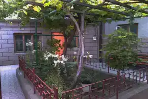 Гостевой дом «Семейный отдых», Евпатория