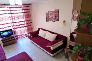 Уютная студия с летней площадкой, Алушта