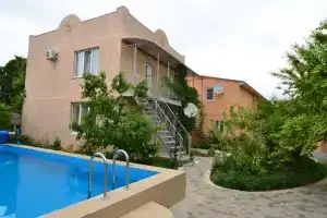 Гостевой дом «Камышовая», Заозёрное