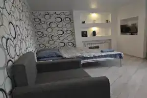 Уютная квартира рядом с дворцом и парком, Гатчина