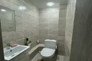 3-х комнатная квартира в центре Айхала