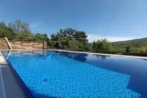 Квартира с балконом, Видом на водопад Учан-су и виноградники, Ялта
