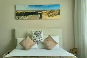 Апартаменты Подсолнух Вдали от суеты на красивом побережье, Донское