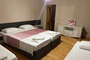 Четырёхместный номер четырёхместный стандарт с 4 односпальными кроватями, Геленджик