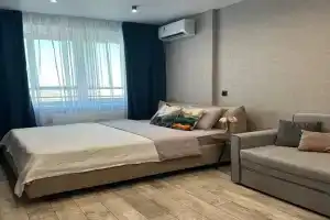 1-к квартира на Базарной площади с видом на пруд, Ижевск