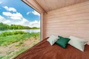 Домик на двоих с панорамным окном №3