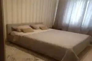 Квартира на Конева у Континента, Омск
