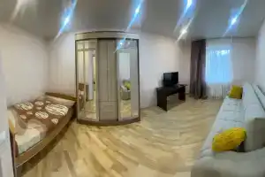 Уютная квартира с видом на лес в 5 минутах от метро