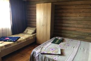 Гостевой дом «Робинzона», Штормовое