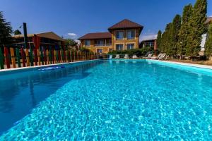 Фрунзе - Гостиницы