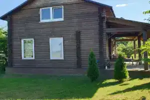 Экодом на берегу Минского моря