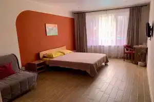 Комната в Три Камня