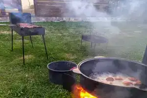 Дом с сауной и бассейном в черте города